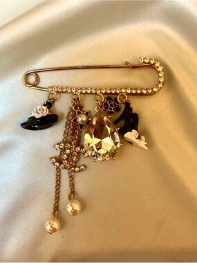 Crystal Safety Pin Brooch Gold Black Charms New